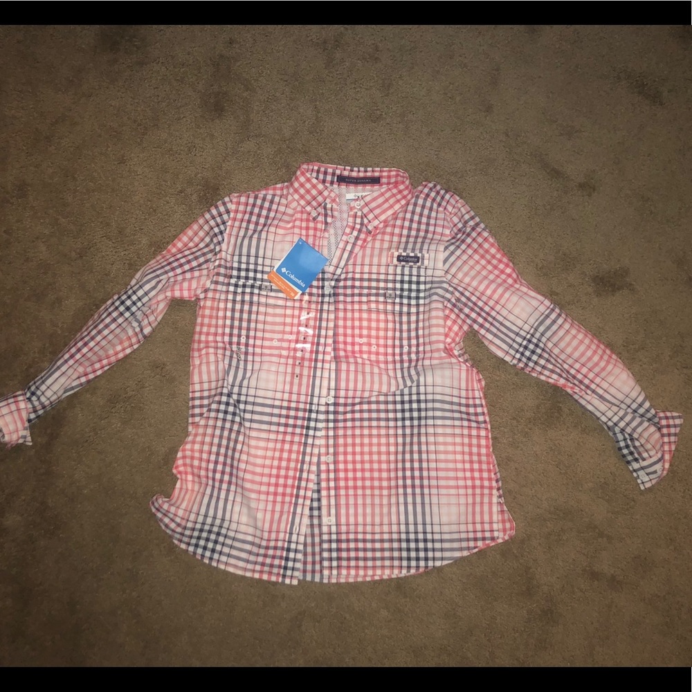 Plaid women’s PFG button down. NWT